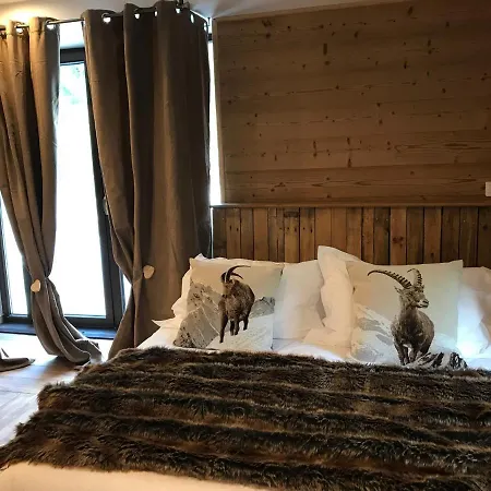 Au Sommet Des Narcisses Bed & Breakfast Albiez-Montrond